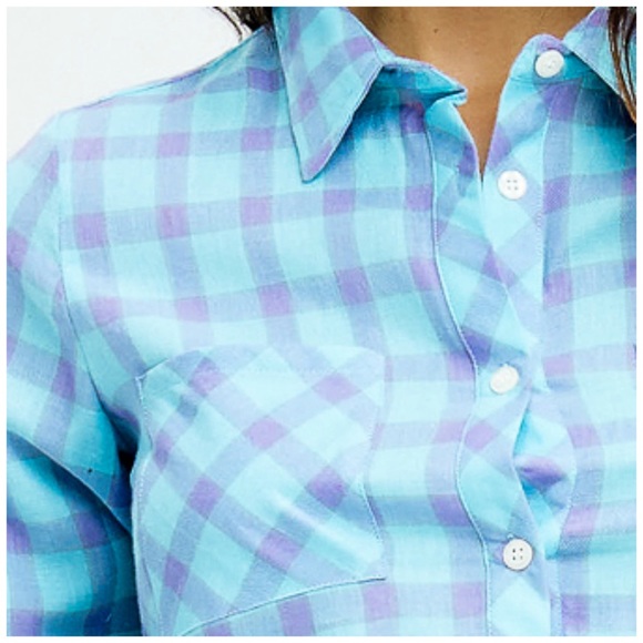 Blue and Lavender Button-Up Crop Top - Picture 4 of 5